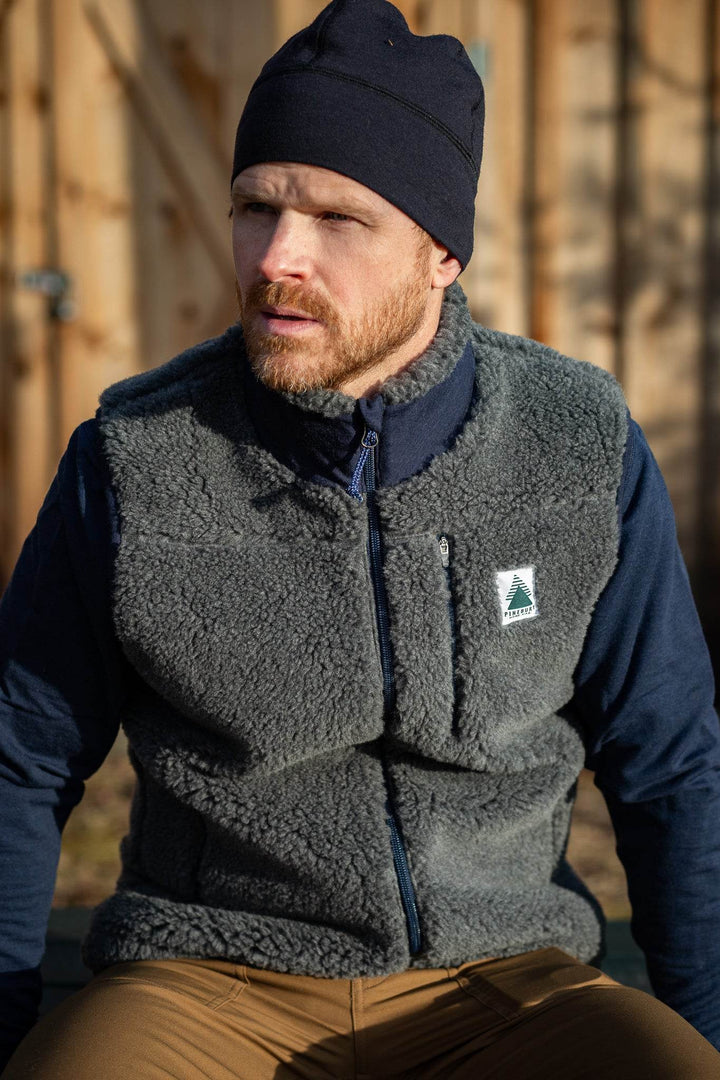 The Merino Wool Lodge Vest - Charcoal - Pinebury