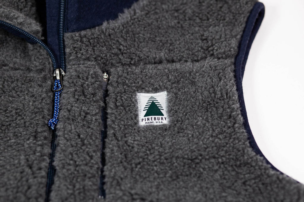 The Merino Wool Lodge Vest - Charcoal - Pinebury