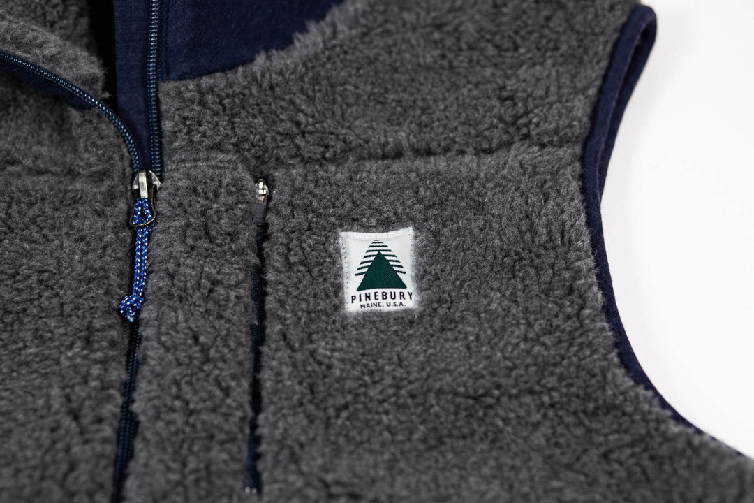 The Merino Wool Lodge Vest - Charcoal - Pinebury